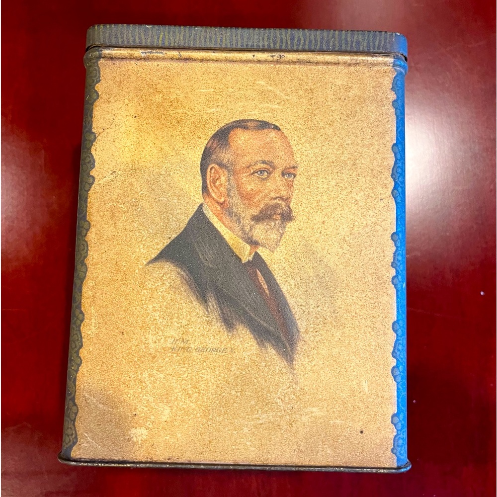 Antique Tin - British Royal Family